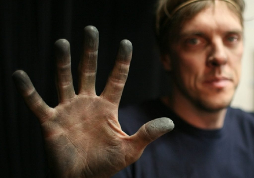HP Sundance House hosts Dustin Grella and his unique chalkboard animations 15