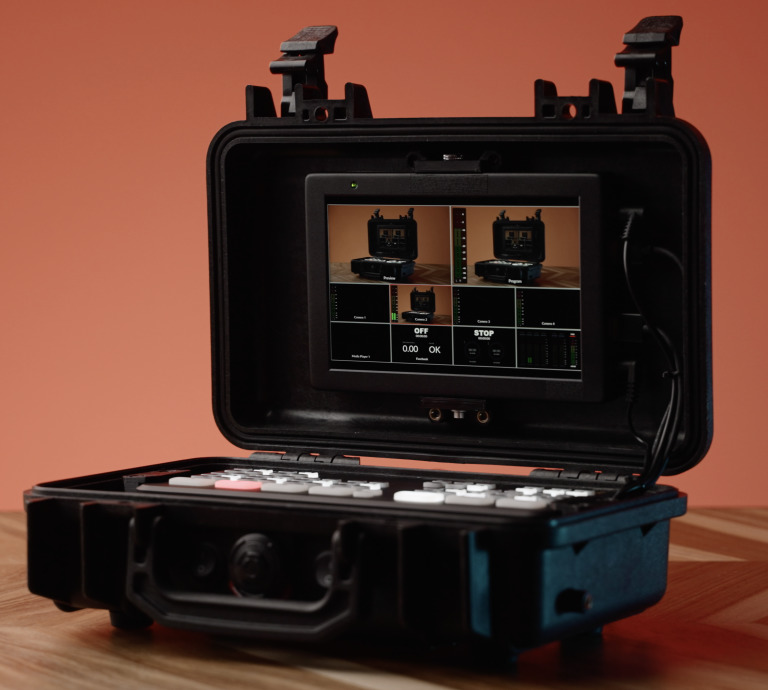 Custom ATEM Mini case with monitor built-in 5