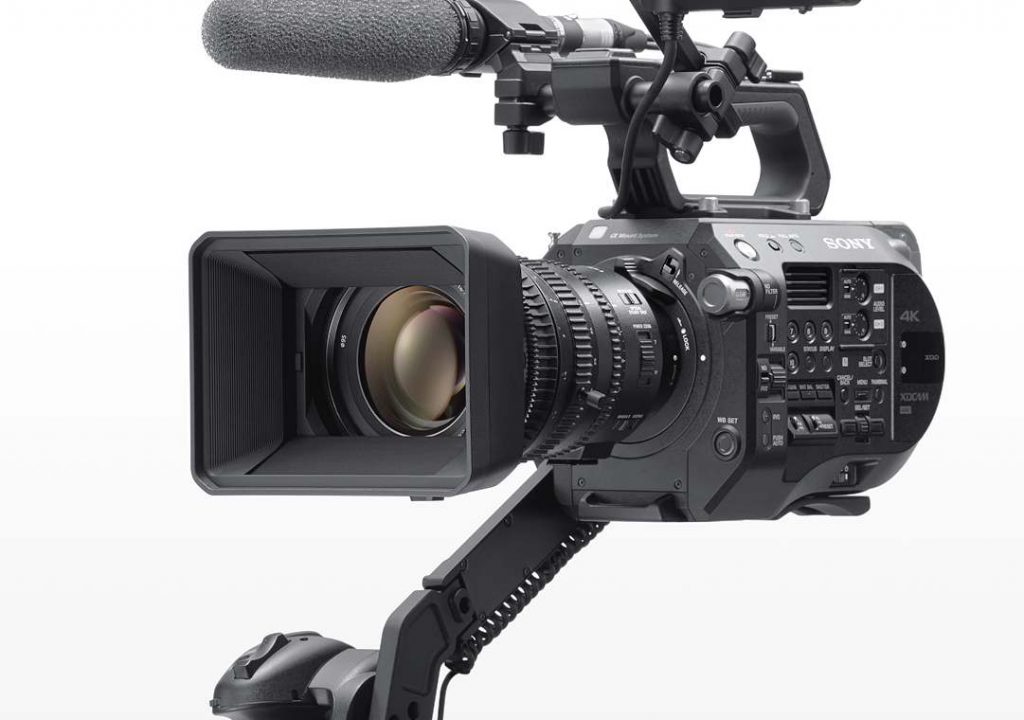 PXW-FS7 II with 18-110mm f/4 kit lens