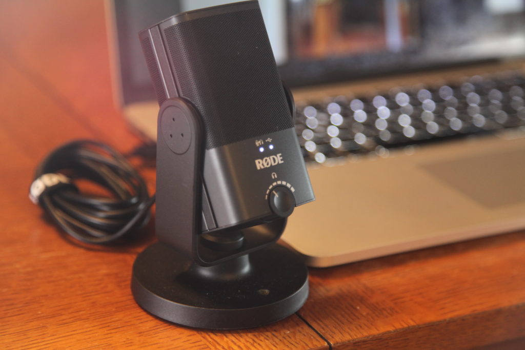 How to make better looking and sounding Skype and Zoom calls 1