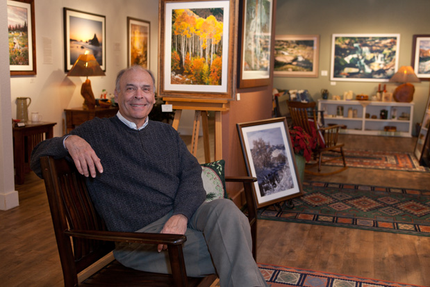 Larry_Johnson_photographer_in_his_studio.jpg