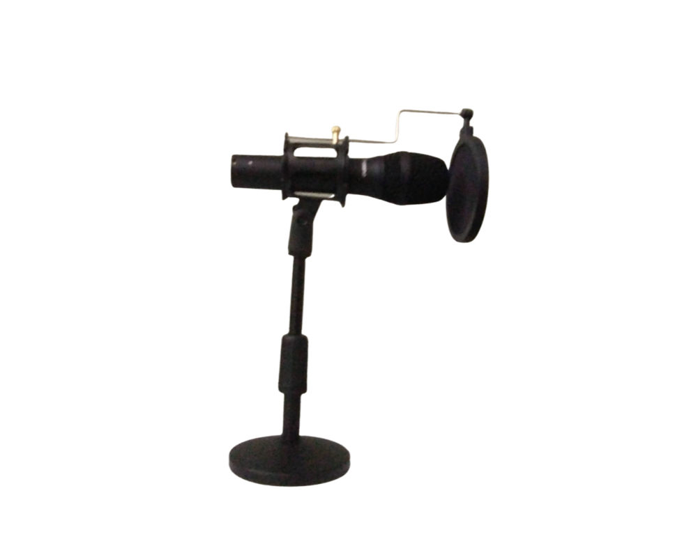 Review: Maono AU-HD300T dynamic hybrid USB/XLR microphone 33
