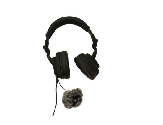 Review: Maono AU-MH601 brandable isolating studio headphone with removable cable 19