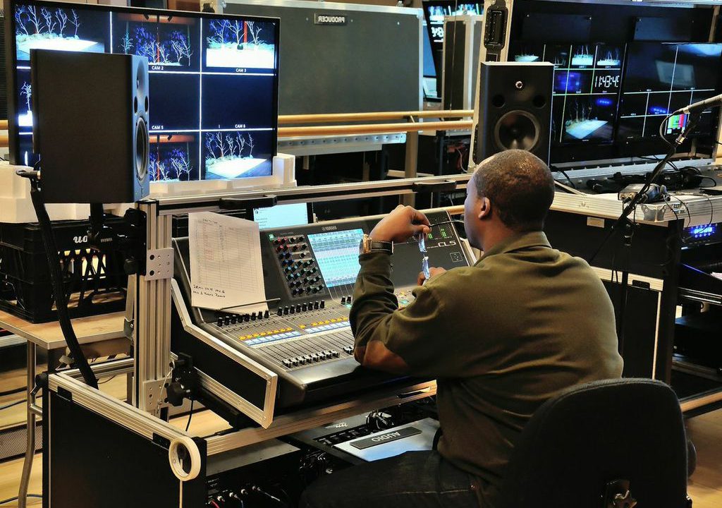 Moving Programming into Theaters, Classrooms and Living Rooms 1