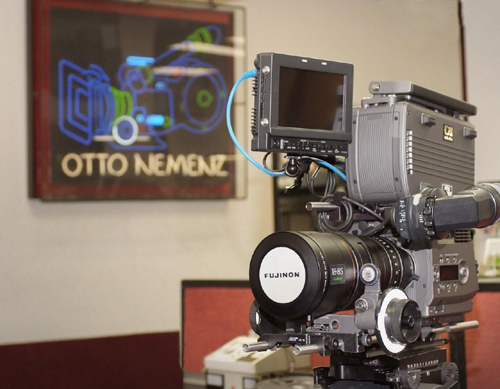 Otto_Nemenz_Lens_shot_with_sign_11_24_09.jpg