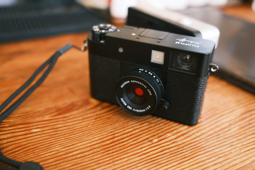 EXCLUSIVE: Hands-On with the new Fujifilm X-Half 1