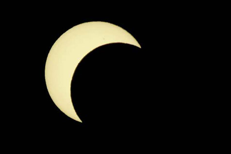 LIGHTING: Advanced Cucoloris Use Illustrated by a Solar Eclipse 32
