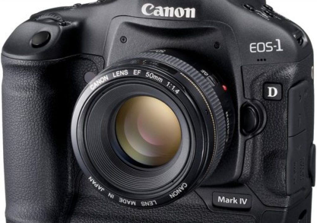 canon-eos-mark-iv-press-rm-eng1.jpg