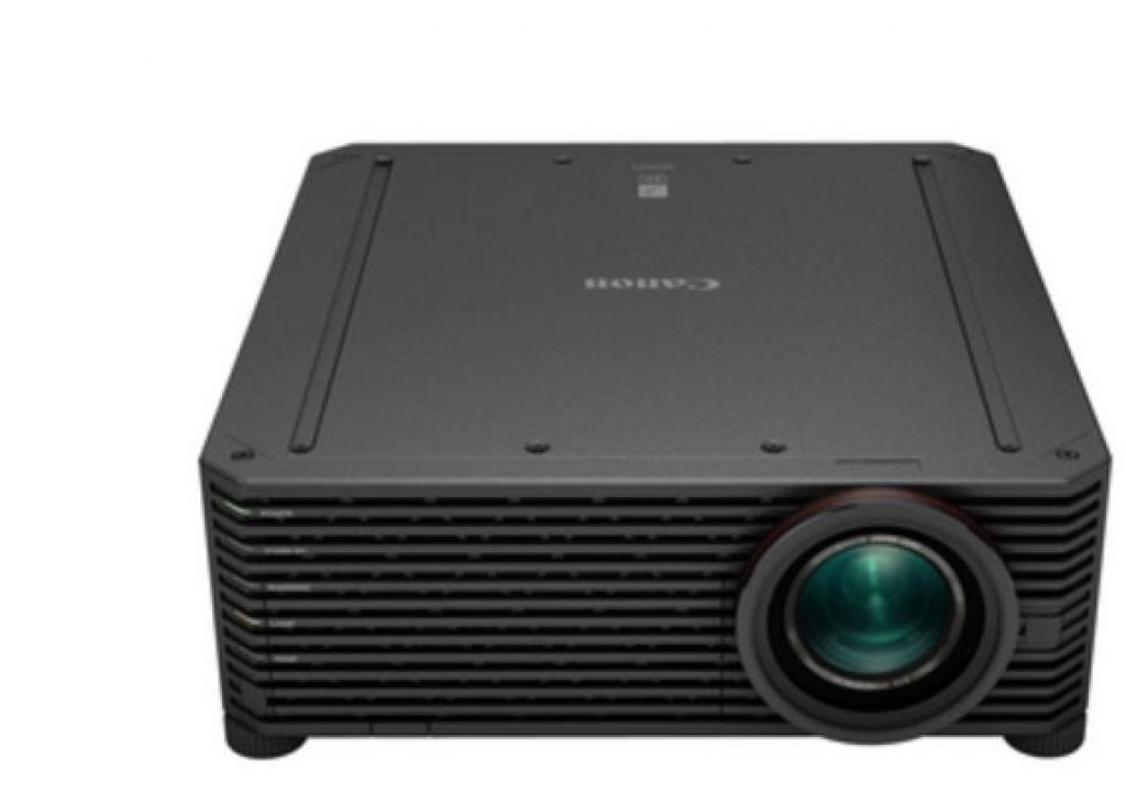 Canon develops lightweight 4K projector 1