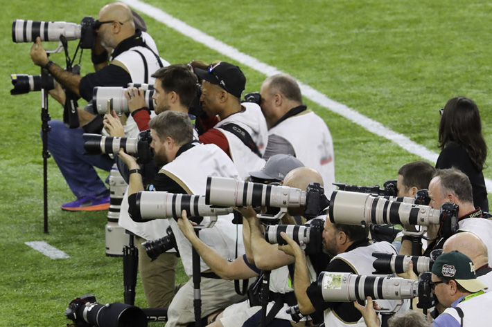 Canon lenses dominate Big Game