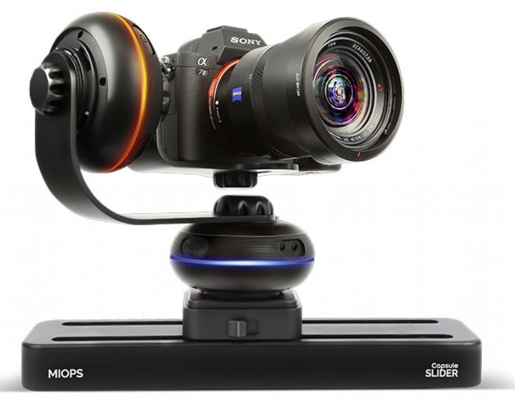 Capsule360: a 3-axis motion control box for photography and video