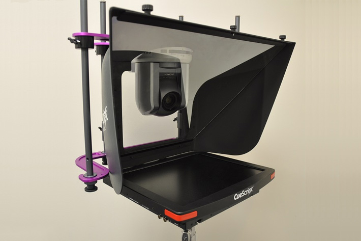 CueScript: using a prompter with a PTZ camera