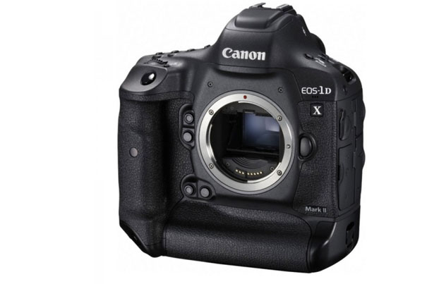 EOS-1D X Mark II: 4K at 60 fps, Dual Pixel AF 3