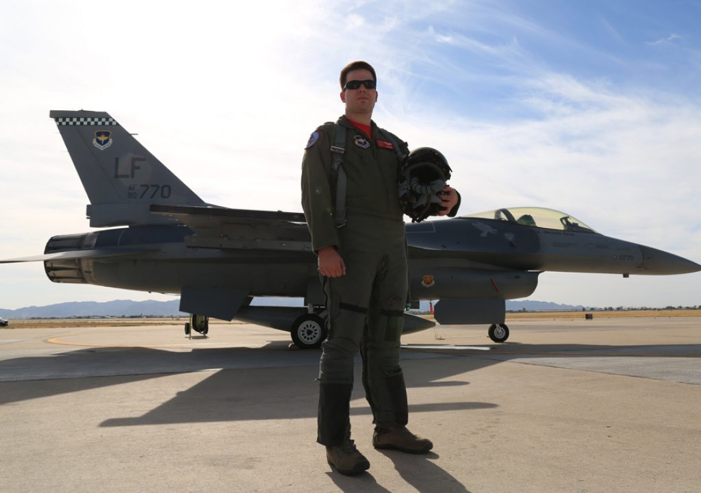 f16-400w-strobes-1.jpg