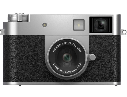 Fujifilm X-HF1: a camera for social media
