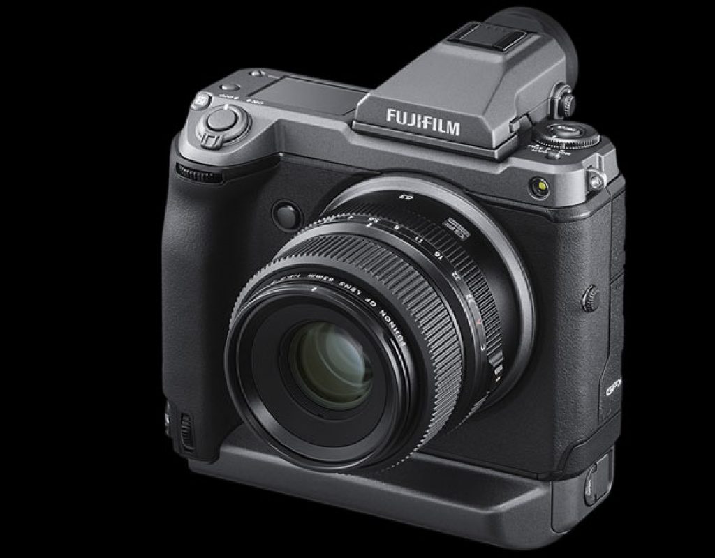 FUJIFILM GFX100: a medium format camera with 4K DCI video