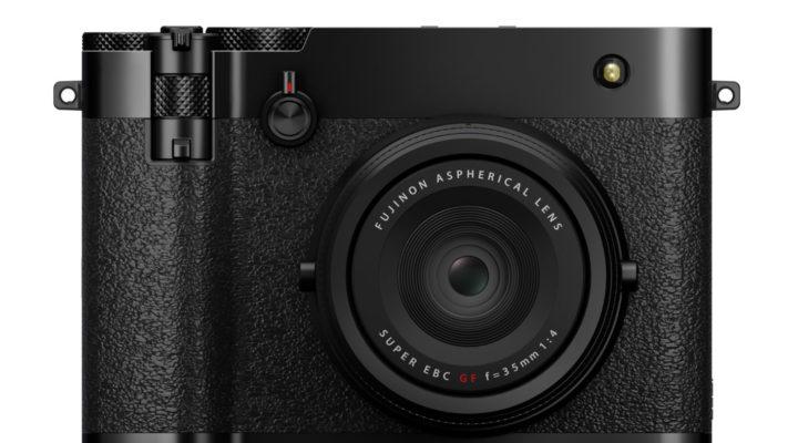 FUJIFILM GFX100RF, a compact medium format camera