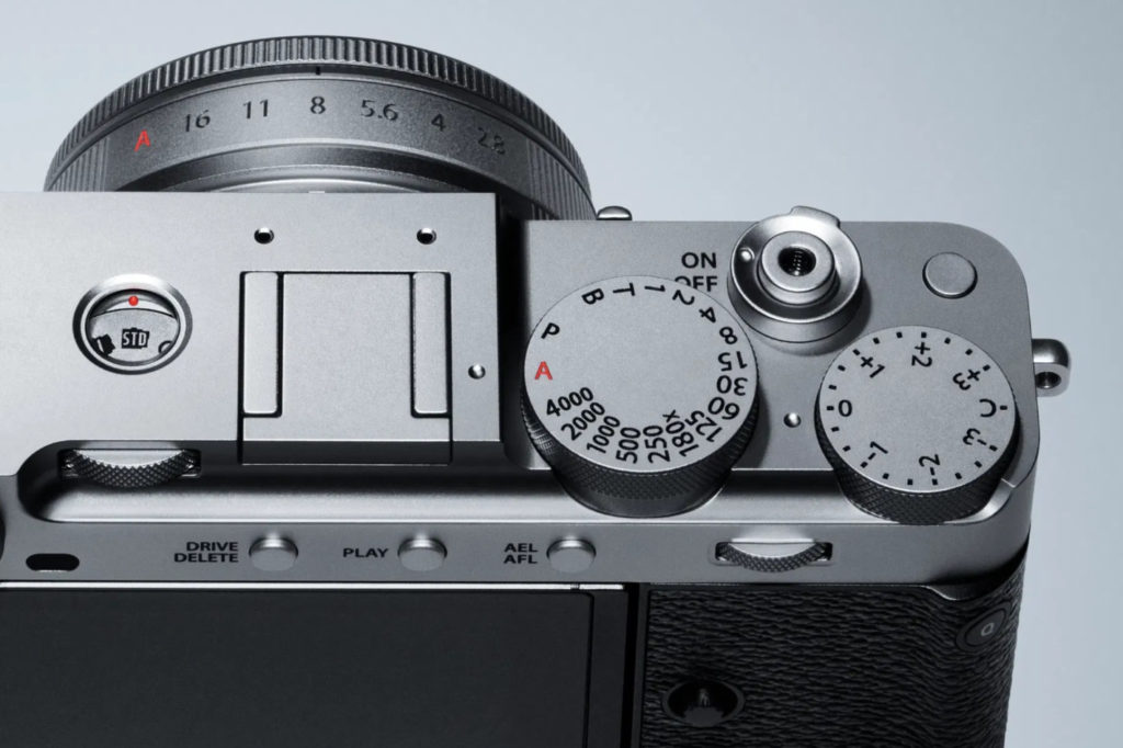 Compact FUJIFILM X-E5 shoots in 6.2K/30P resolution