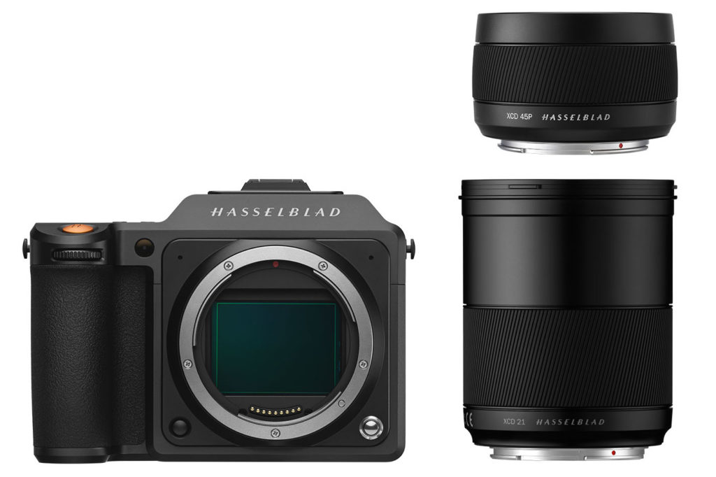Hasselblad X2D 100C lightweight field kit for shots on the go