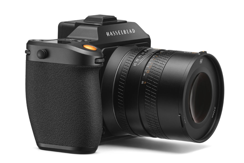 Hasselblad X2D 100C reveals a new flagship camera and three lenses