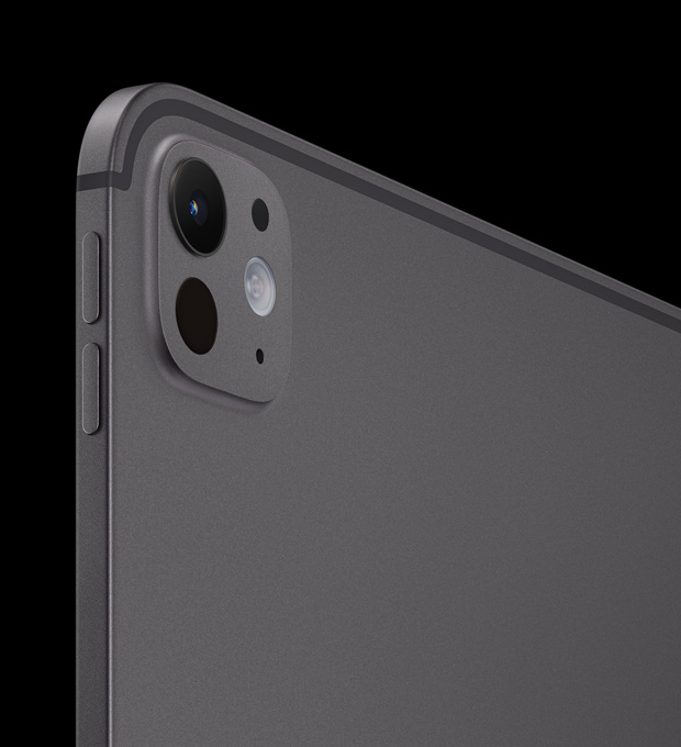 Historic: Apple finally offers optional matte screen on iPad Pro + Final Cut Camera app for live multicam for iPad & iPhone 1