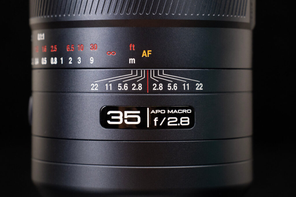 Laowa ACRIS: the world’s first full-frame AF 35mm 1:1 macro 1