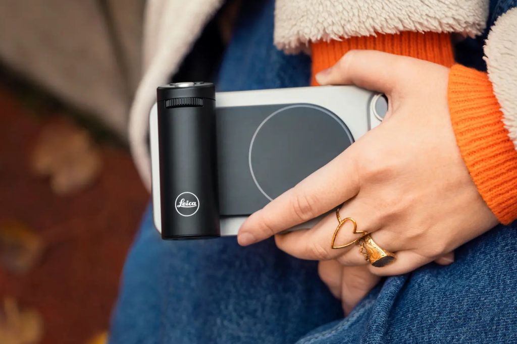 Leica announces Leica LUX Grip for iPhone