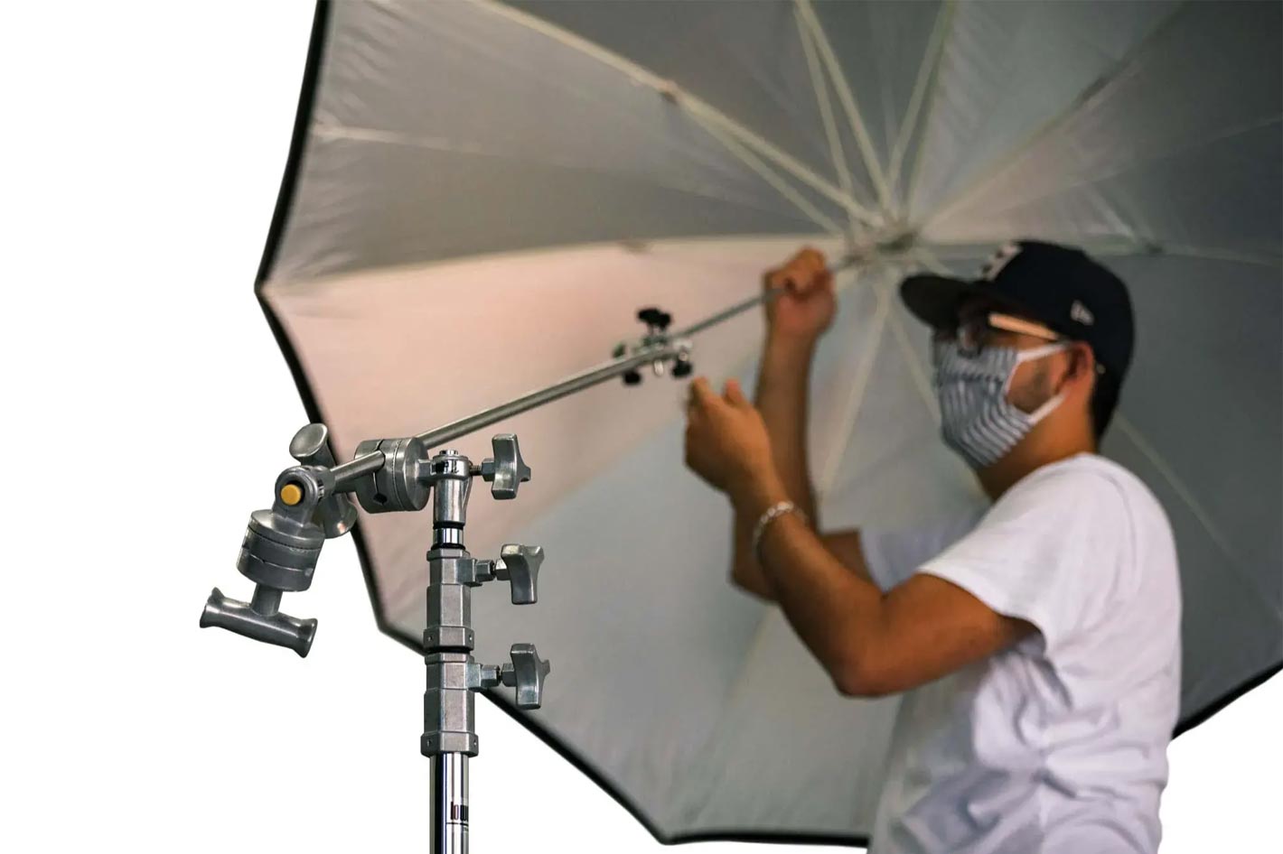 Lowel launches 40” professional-grade Century stands