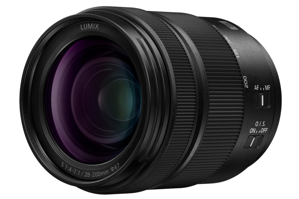 LUMIX S 28-200mm F4-7.1 MACRO O.I.S: the only lens you’ll need