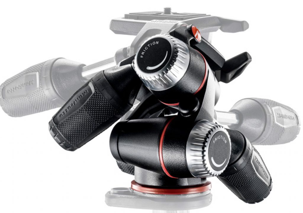 manfrottoxpro3tripod00.jpg