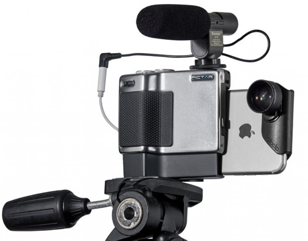 Pictar Pro: a new camera grip for iPhone and Android