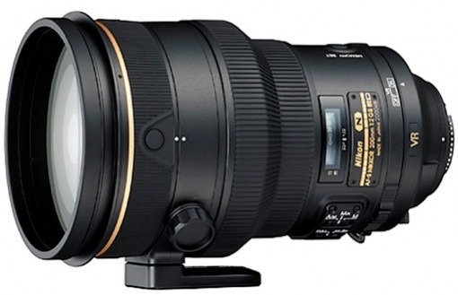 nikon-200mm-2_f2_thumb.jpg
