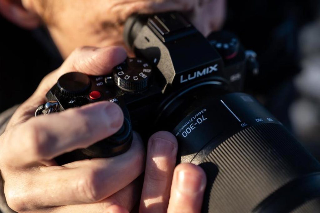Panasonic’s new telephoto zoom has half life-size macro