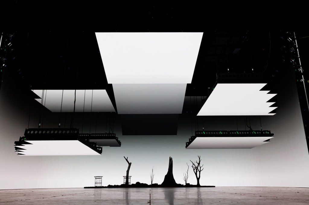Francis Ford Coppola shoots Megalopolis on an LED stage