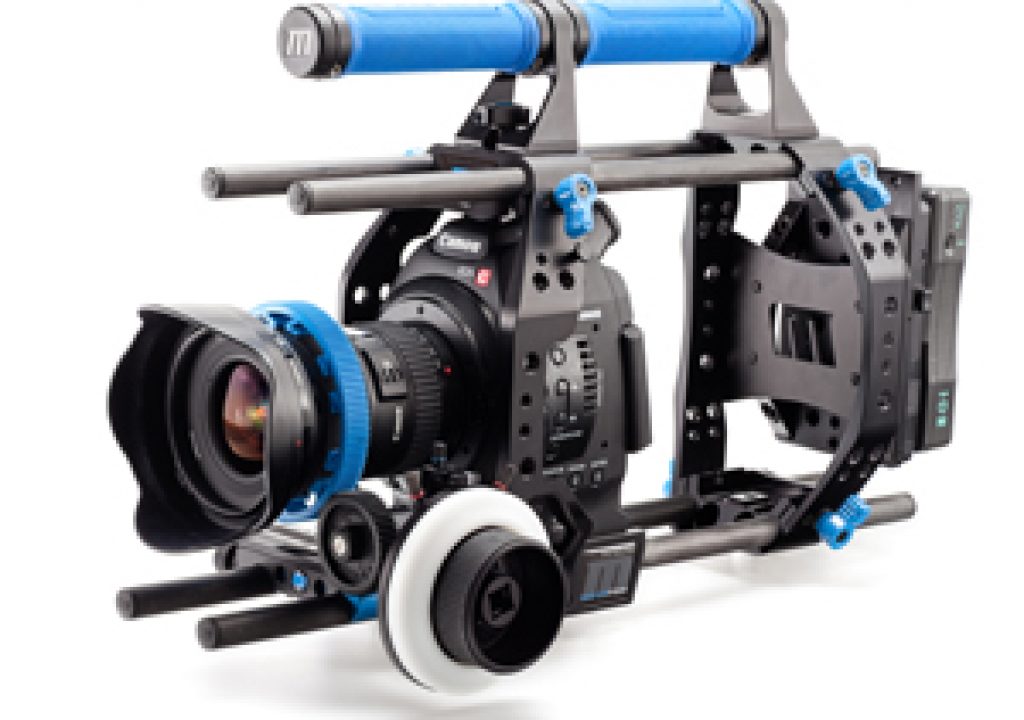 redrock_ultracage_c100_3qtr_front.jpg