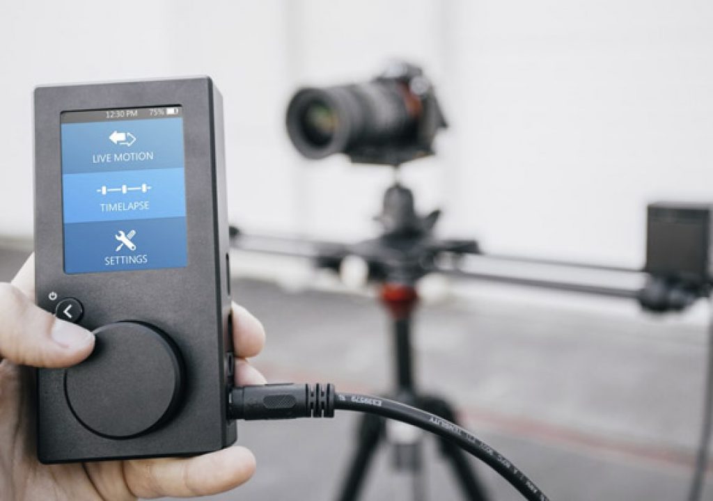 Rhino EVO: a Motorized Camera Slider 1