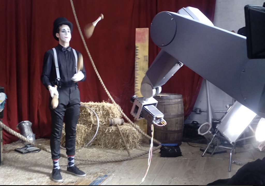 Robic: a camera arm for high-speed filming