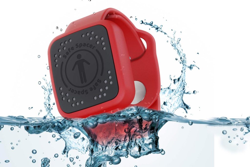 Safe Spacer: a wearable device to keep safe social distancing
