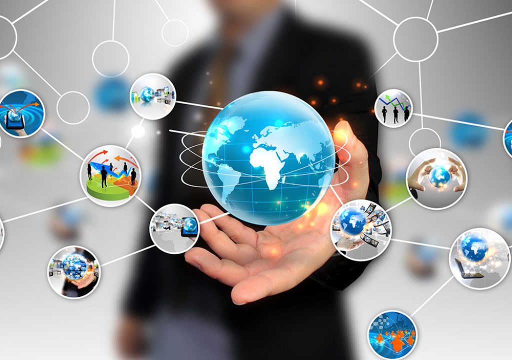The fusion of the media & entertainment and IT industries 1