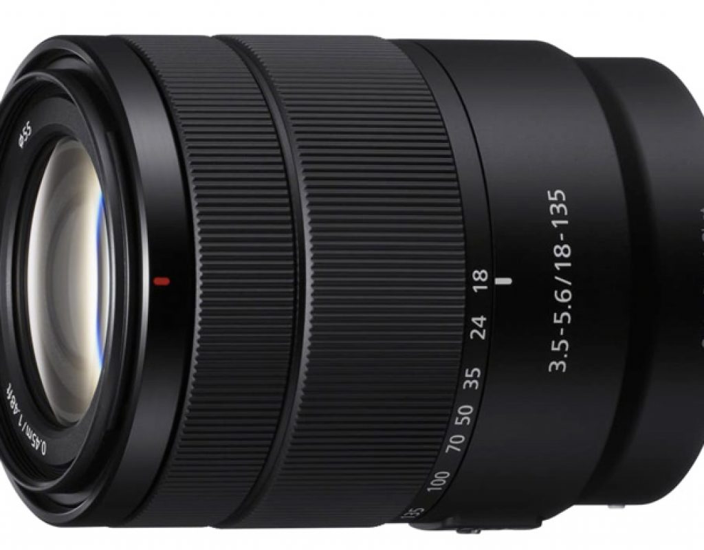 Sony 18-135 lens: a surprise before CES 2018