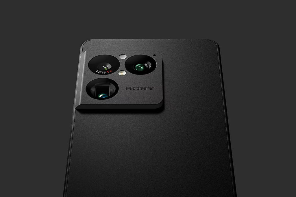 Sony Xperia 1 VIII drops telephoto zoom, keeps 3.5mm jack