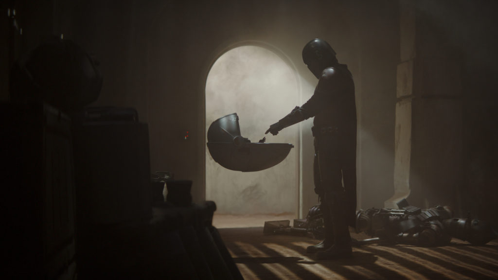 themandalorian-thechild-2_a75295e2