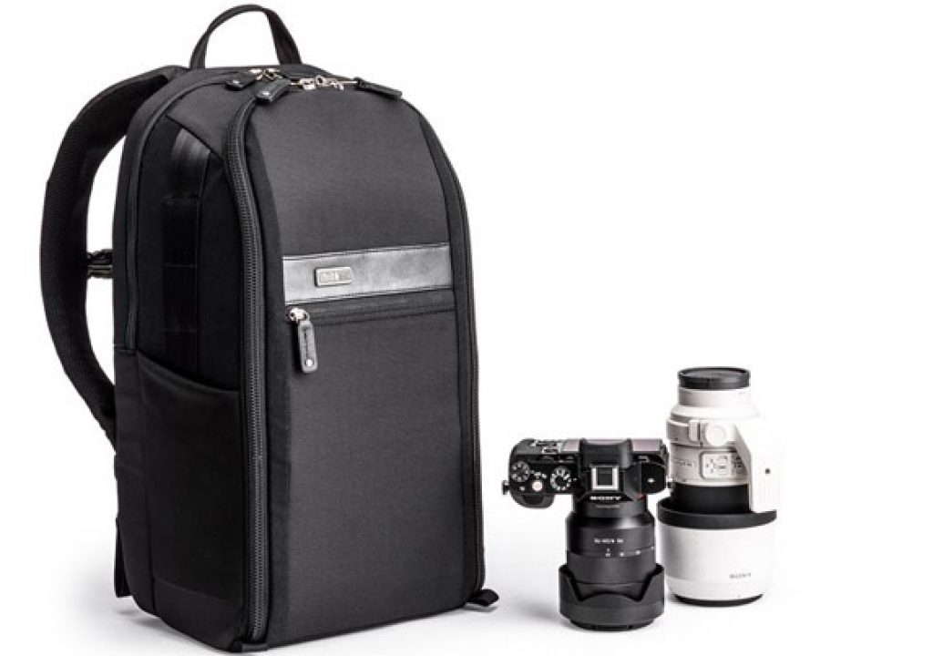 A Backpack for Mirrorless Systems 1