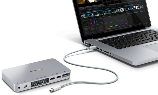 ultrastudio3d_con_MBP619.jpg