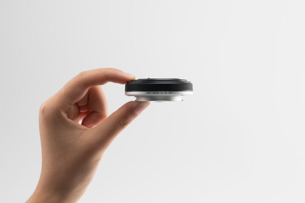Viltrox AF 28/4.5 XF: ultra thin 60 g lens for X-mount