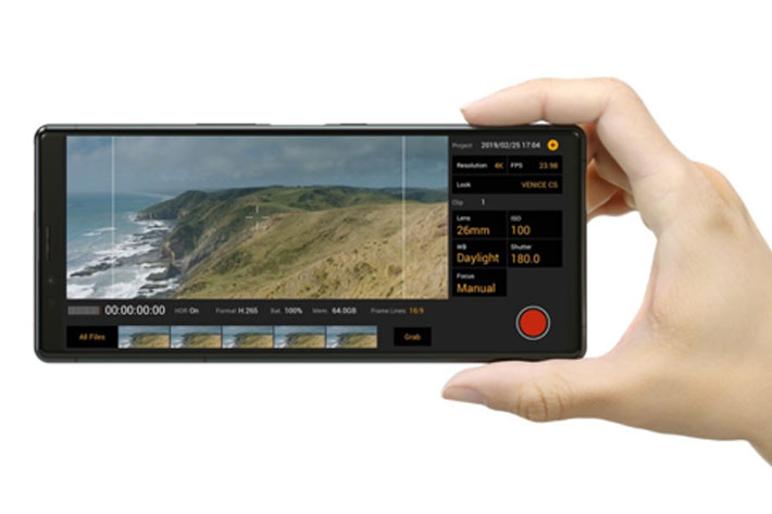 Sony Xperia 1: a smartphone with CinemaAlta technology inside