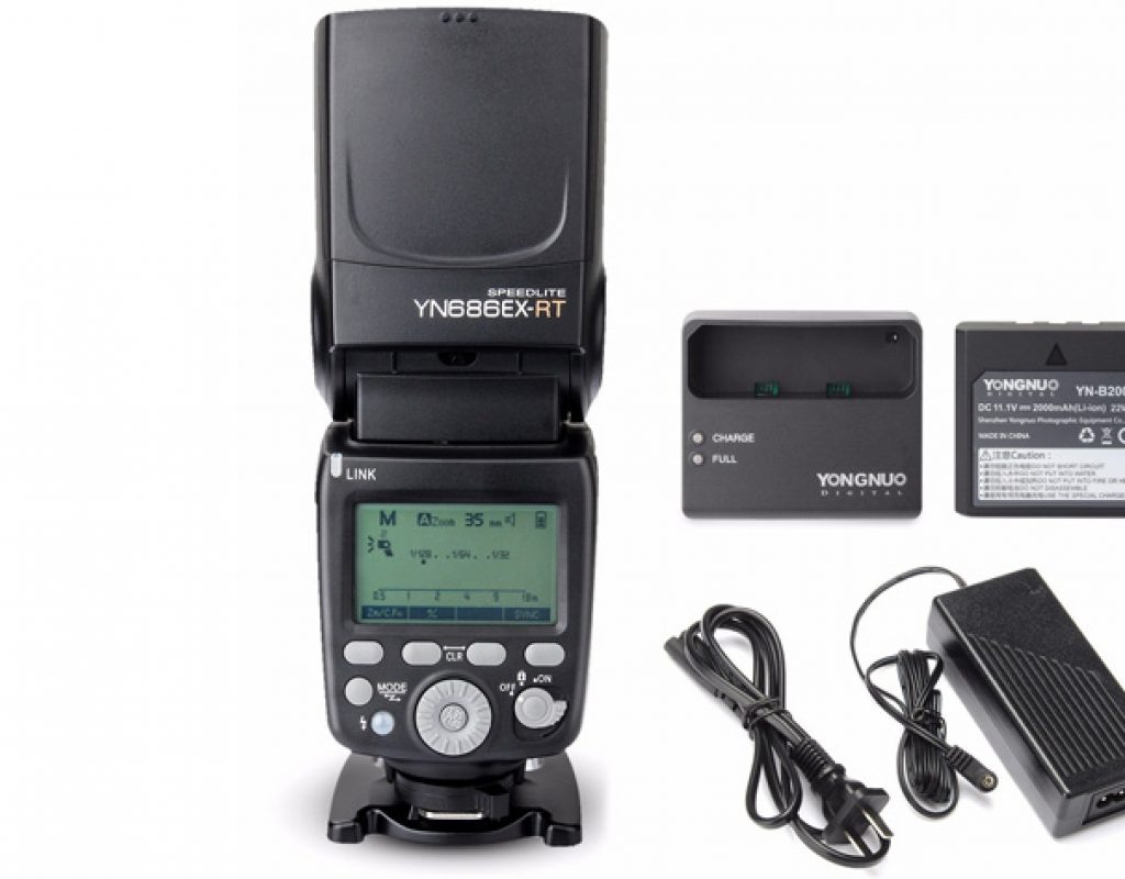 Yongnuo YN686EX-RT, a lithium-ion flash for Canon